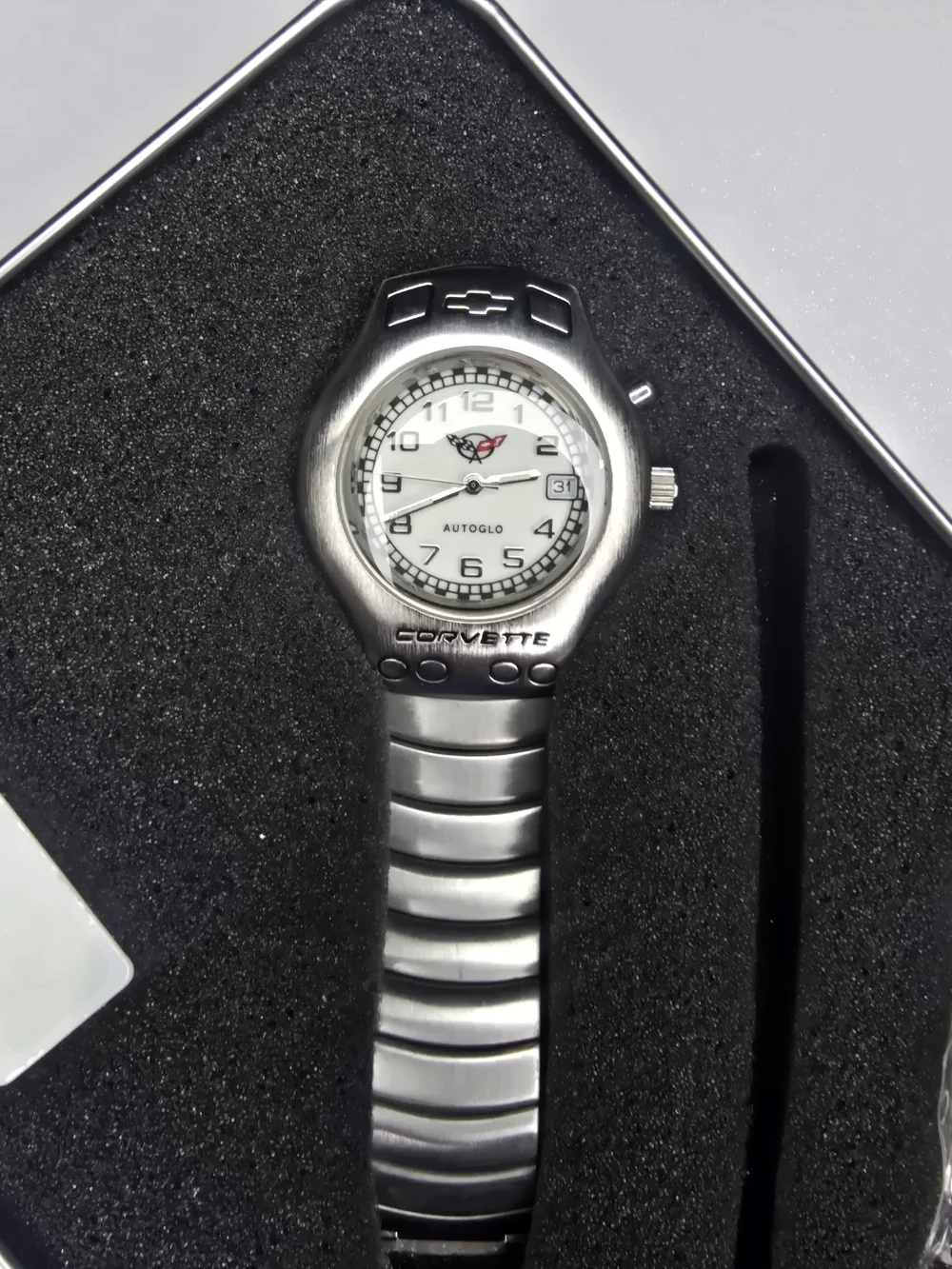 Chevrolet Corvette  Watch Set  Original Tin + Sealed Keychain